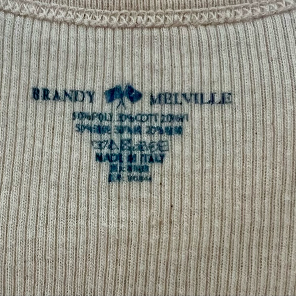 Brandy Melville Cream Ribbed Tank Top - Picture 4 of 4